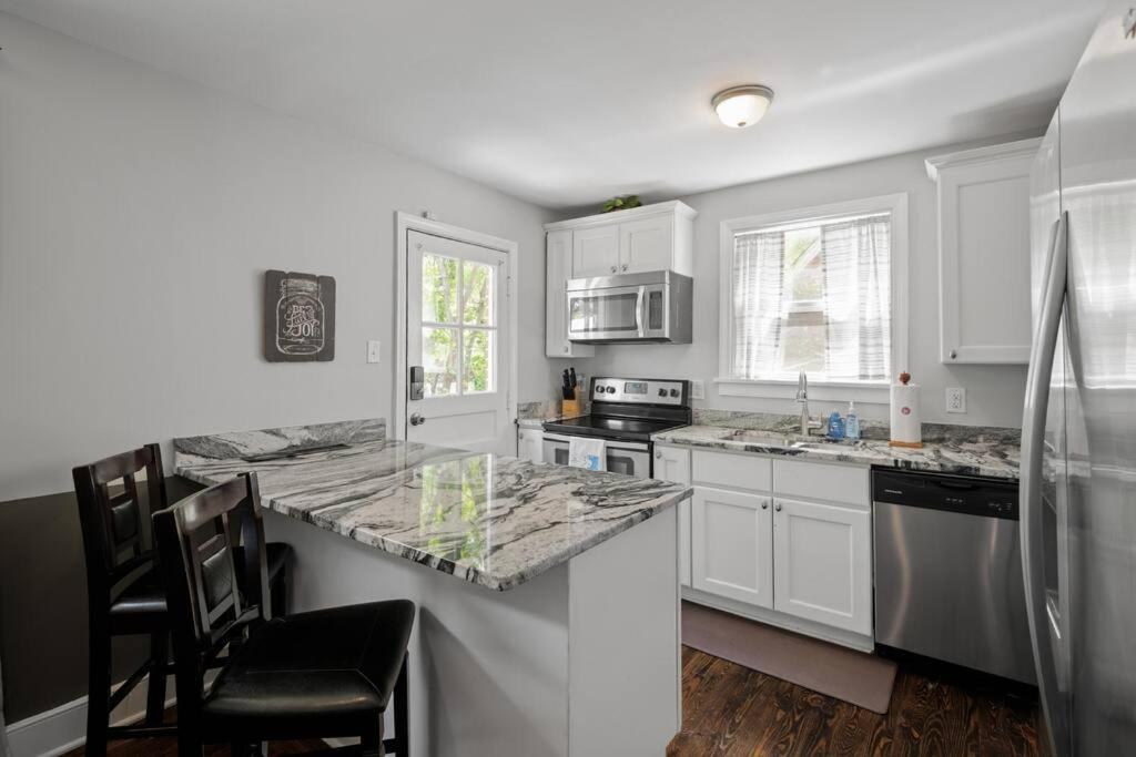 Private House + Yard Central Location To All Rva Richmond Exteriör bild